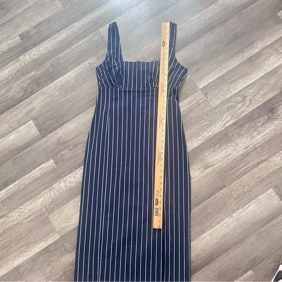 Anthropologie Slim Square-Neck Slit Midi Dress Size M - Picture 8 of 15